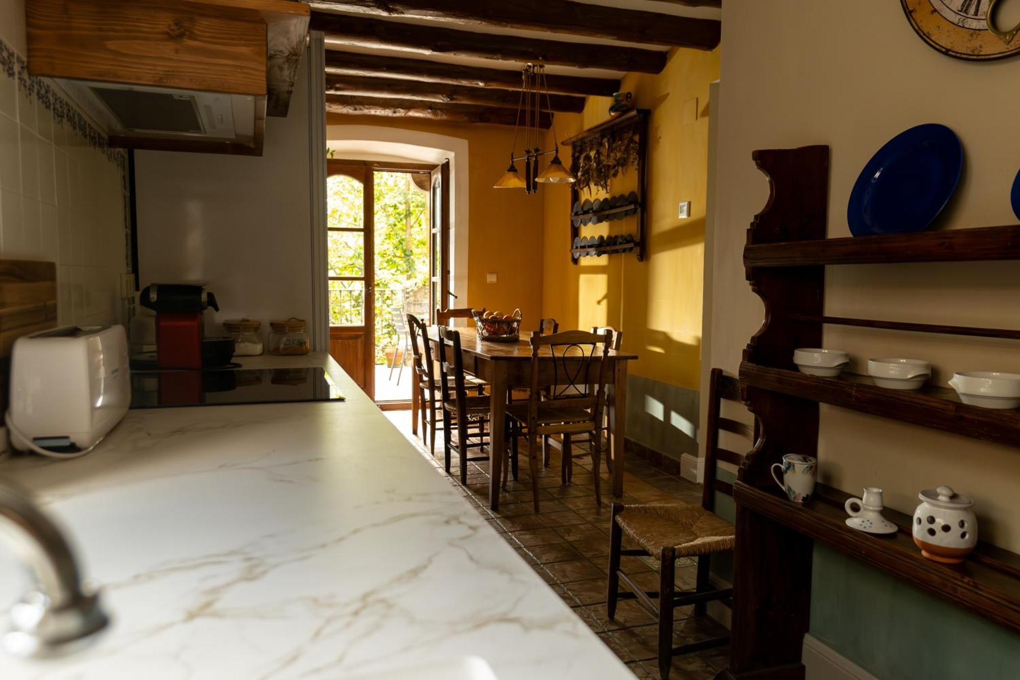 Sarvisé Casa Maria Bernaヴィラ エクステリア 写真