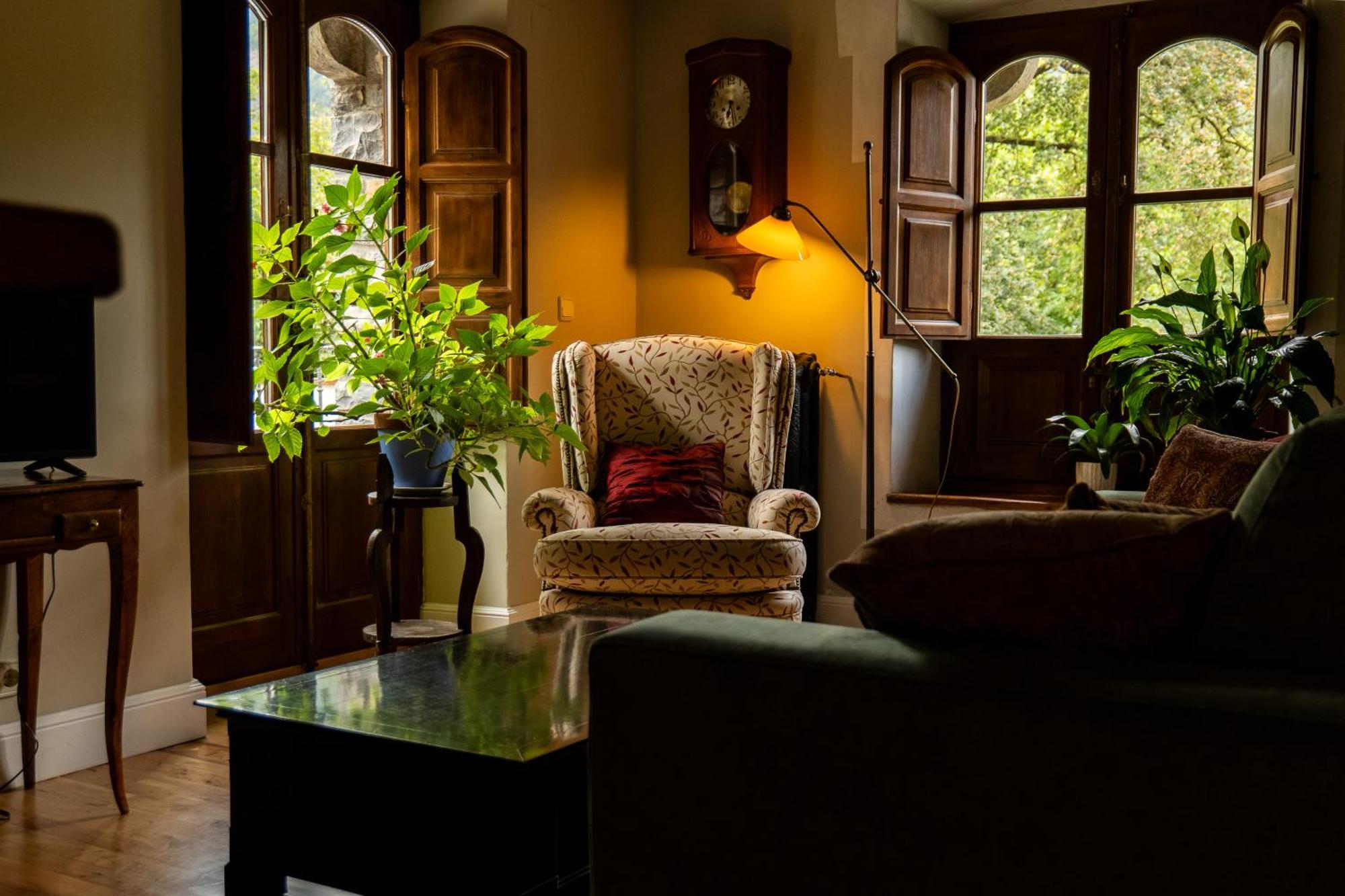Sarvisé Casa Maria Bernaヴィラ エクステリア 写真